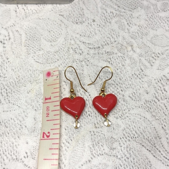 Vintage enamel romantic heart earrings. - Picture 2 of 4
